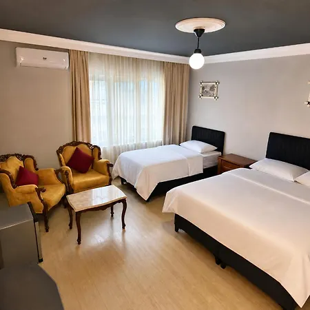 Corner Park Center Гостевой дом 3*