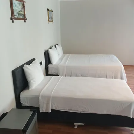 Corner Park Center 3*