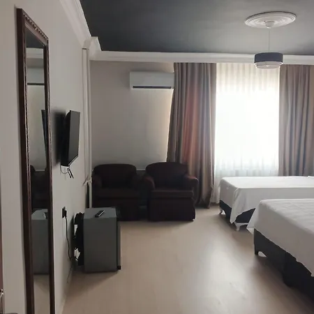 Corner Park Center Корлу